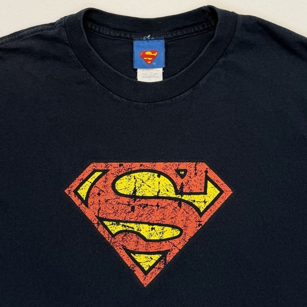 Vintage Y2K Navy Superman Distressed Graphic T-Shirt Men’s Large Superhero Tee